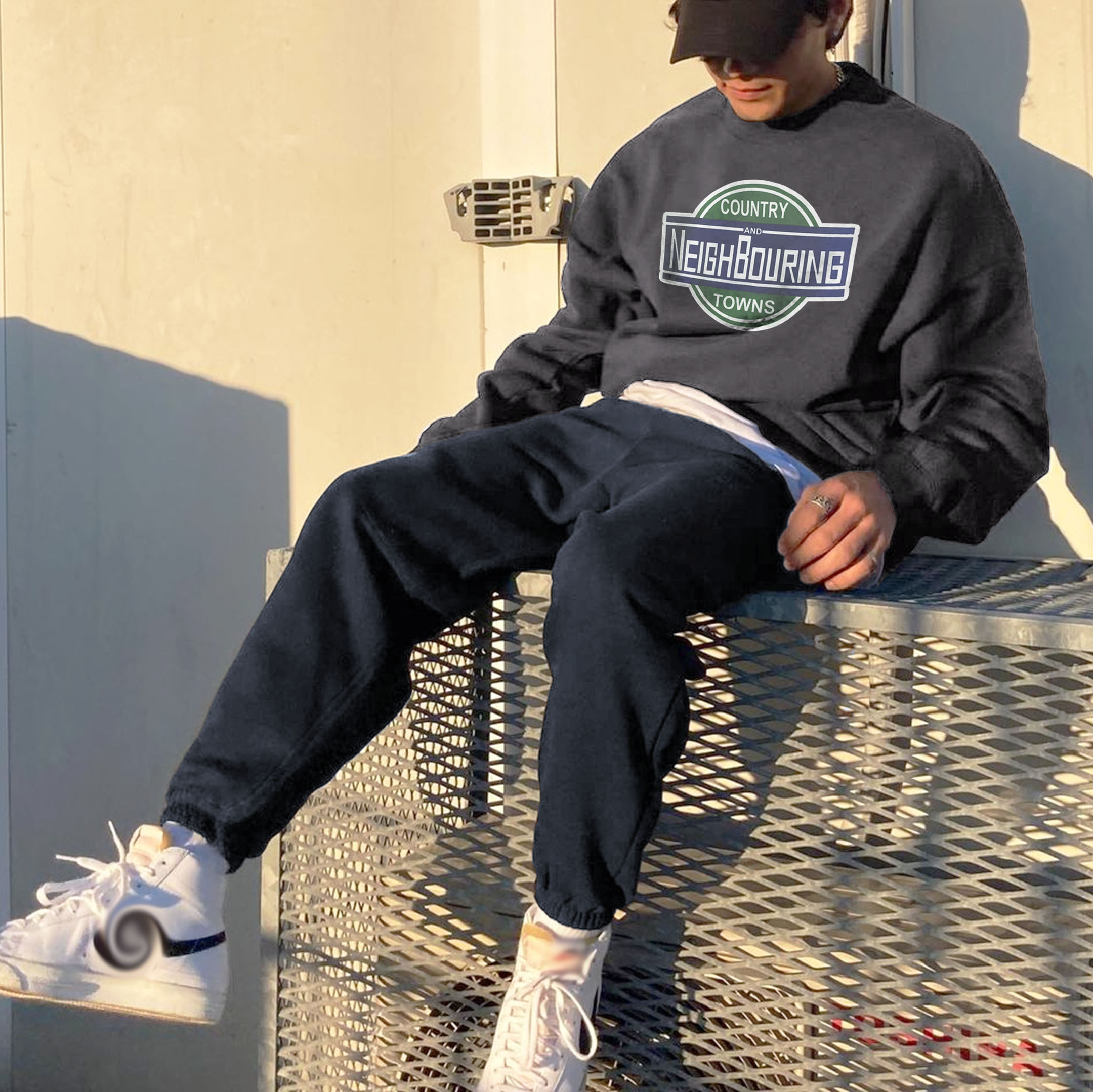 Retro Oversized Neighbouring Print Sweatshirt