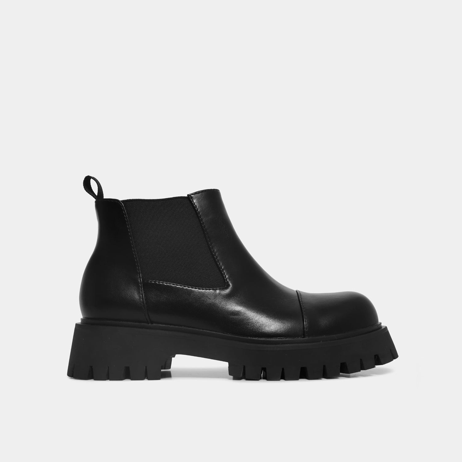 Graded Ankle Cut Chelsea Boots