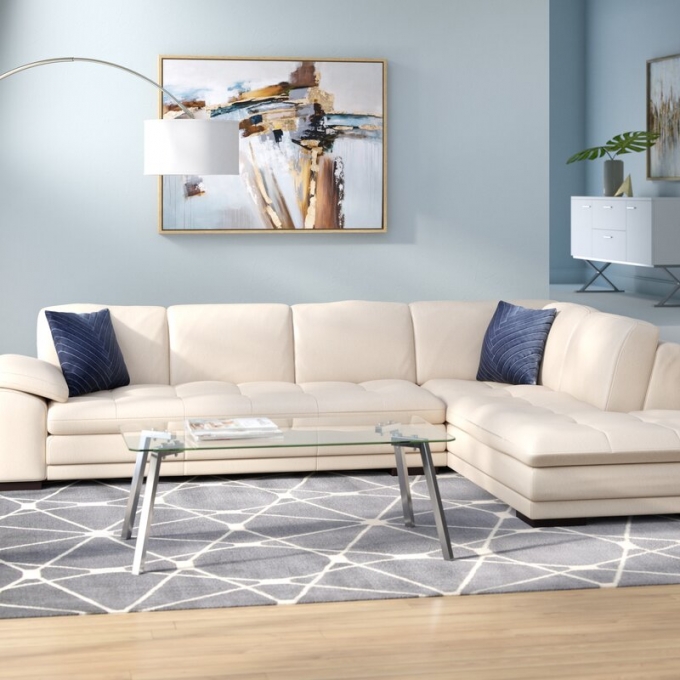 124 Wide Leather Match Sofa & Chaise