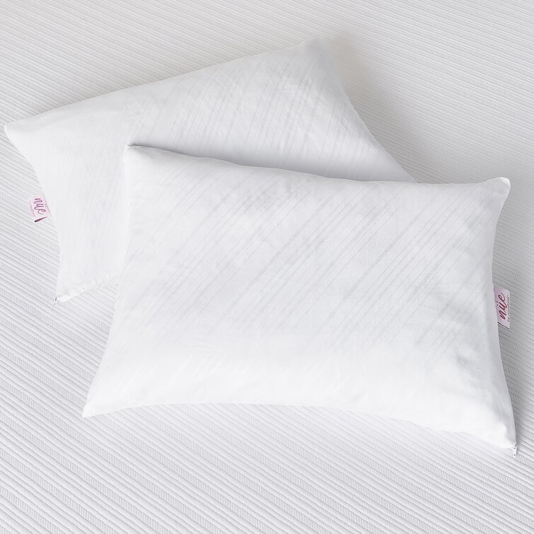 Gel Memory Foam Medium Cooling Pillow