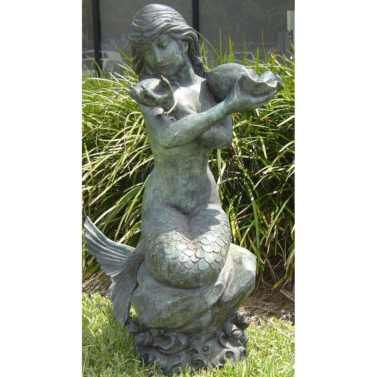 Sitting Mermaid Statue