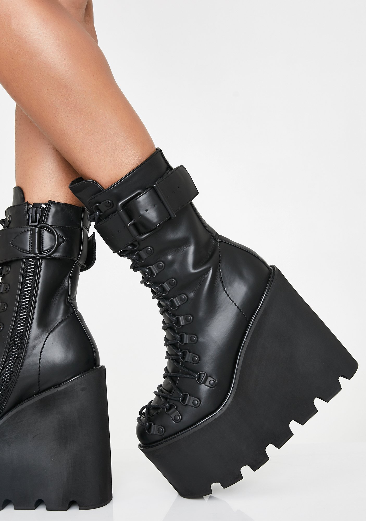 Traitor Boots